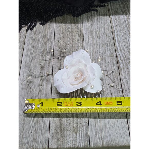 Elegant Handcrafted Glass Pearl Moonstone and Rose Quartz White Rose Hair comb - Picture 8 of 9